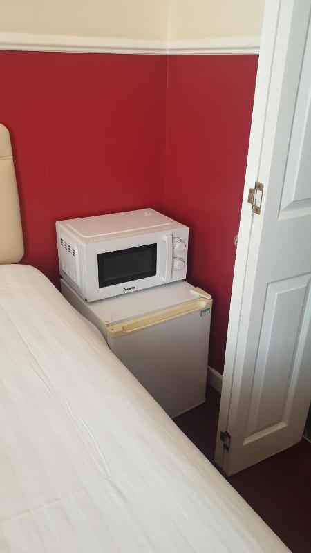 Standard Double Room image 4
