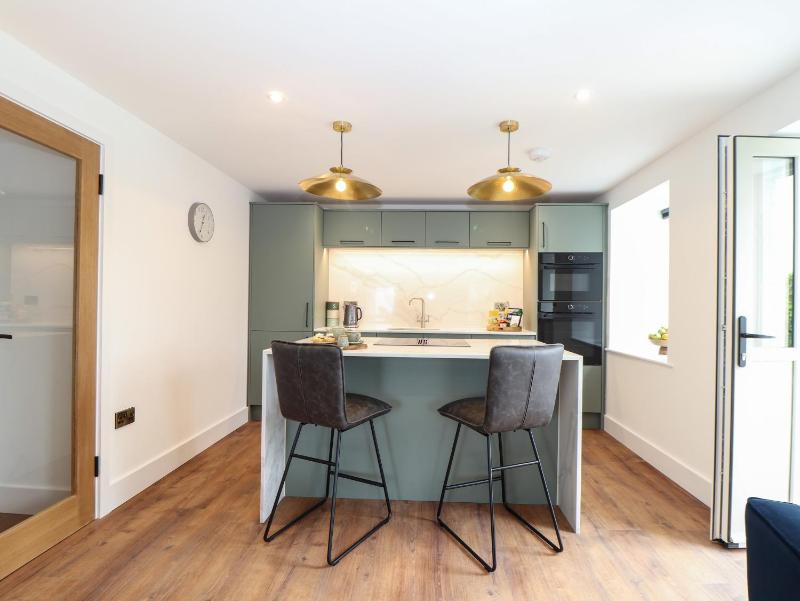 Carn House - image 12