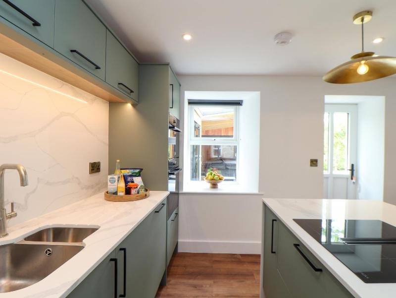 Carn House - image 39