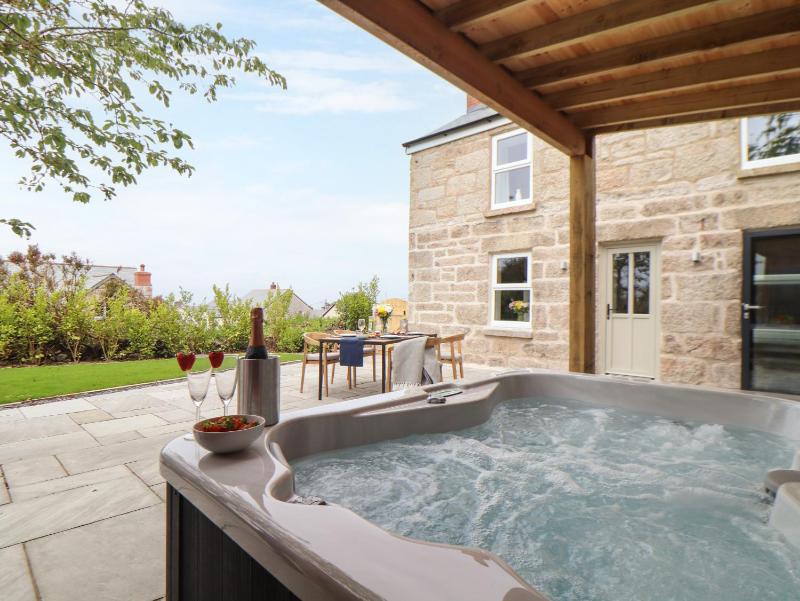 Carn House - image 49