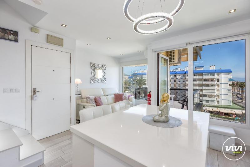 ViVi Homes - Octopussy - Pool Balcony & Sea View - image 7