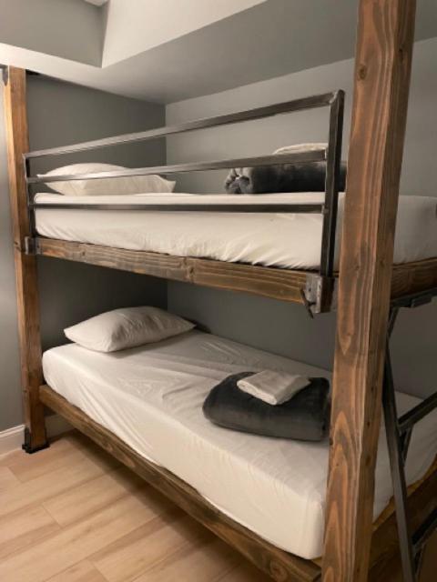Three-Bedroom Suite image 3