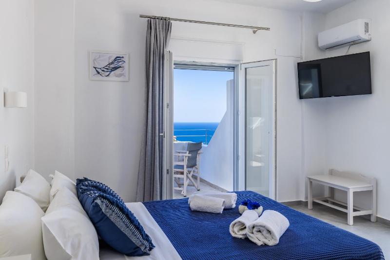 Sea View Studios - image 9