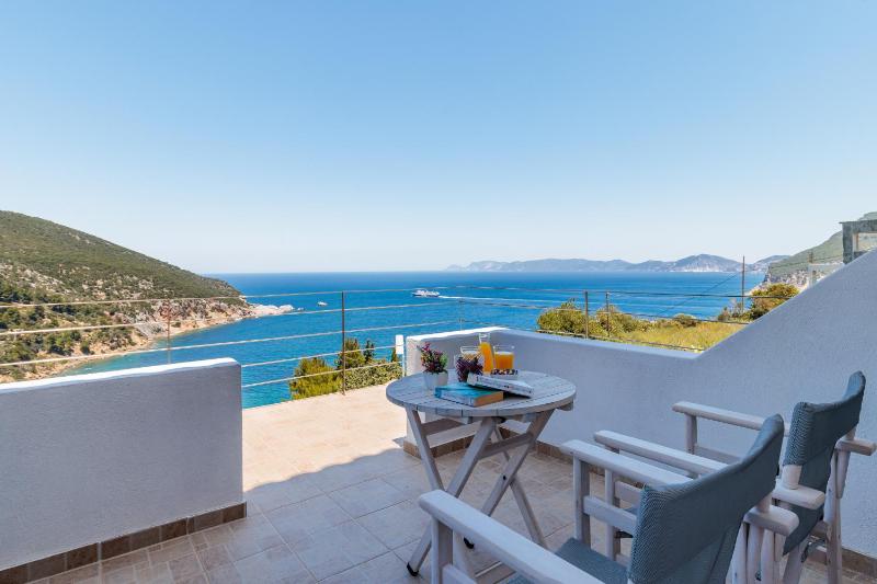 Sea View Studios - image 37