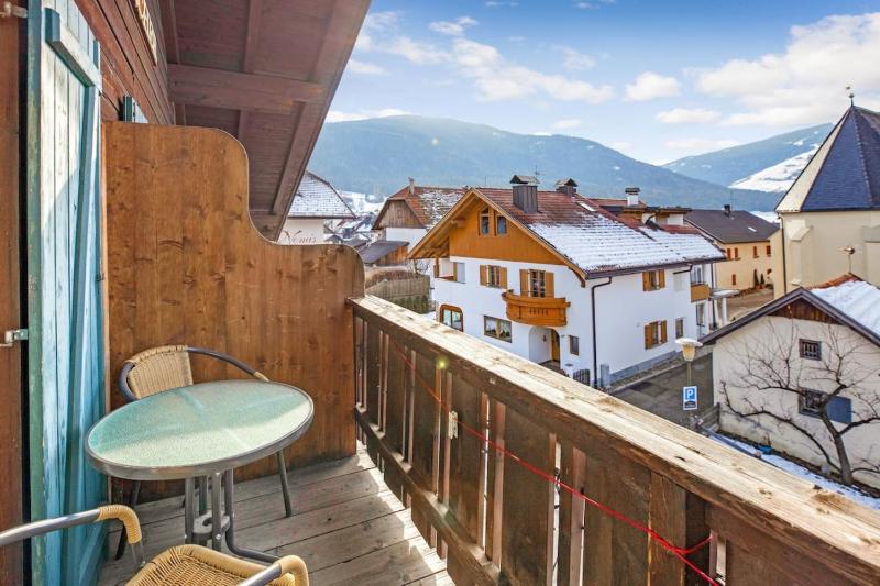 Apartment with Balcony image 2