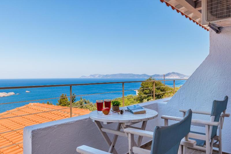 Sea View Studios - image 20