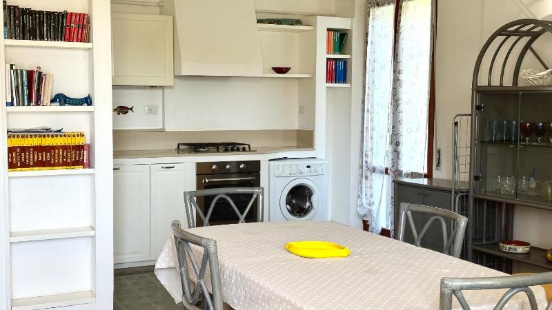 M404 - Marcelli trilocale con giardino a due passi dal mare - image 10