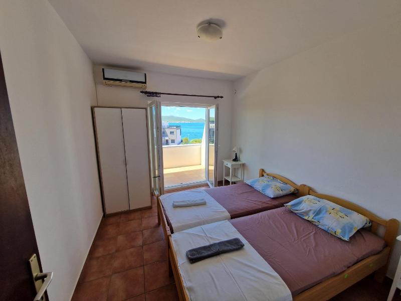 Two-Bedroom Apartment with Balcony and Sea View image 2