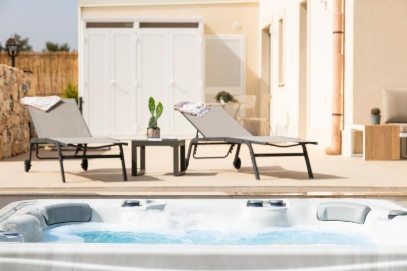 Scacciapensieri Sea House Images