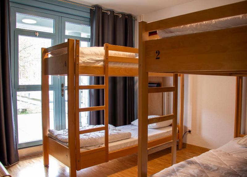 Quadruple Room with Shared Bathroom image 4