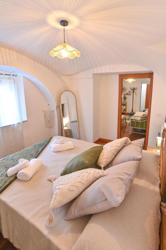 De Natura Partenope - Boutique Home - image 13