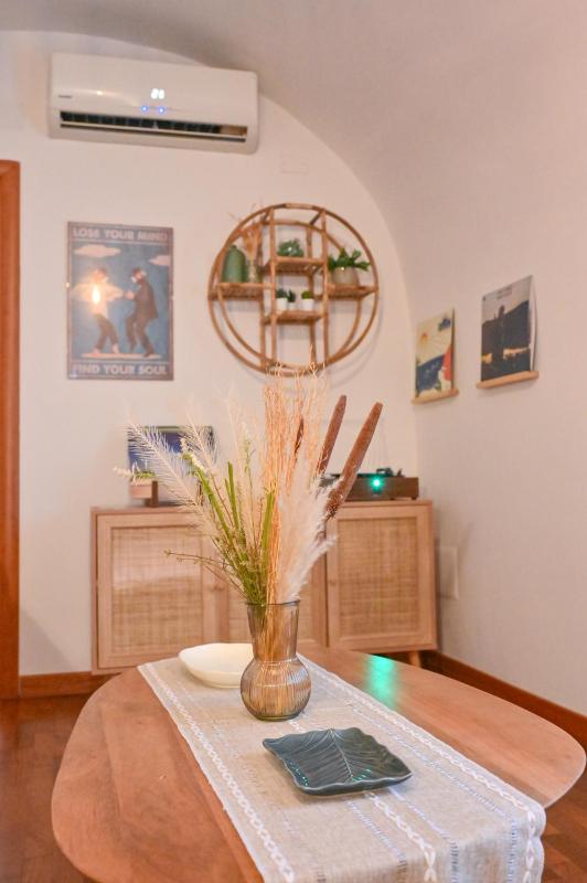 De Natura Partenope - Boutique Home - image 14