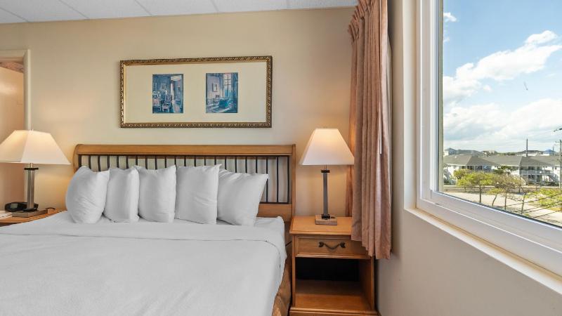 King Room image 1
