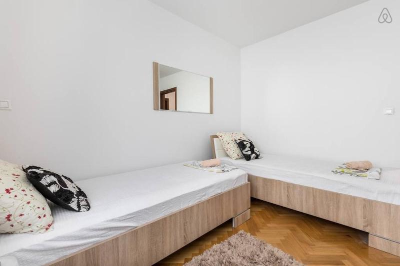 Deluxe Apartment Manuela With Balcony Top Center Split - image 16