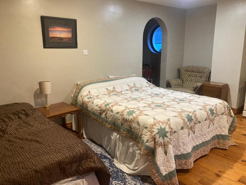 Deluxe Double Room with Extra Bed image 1