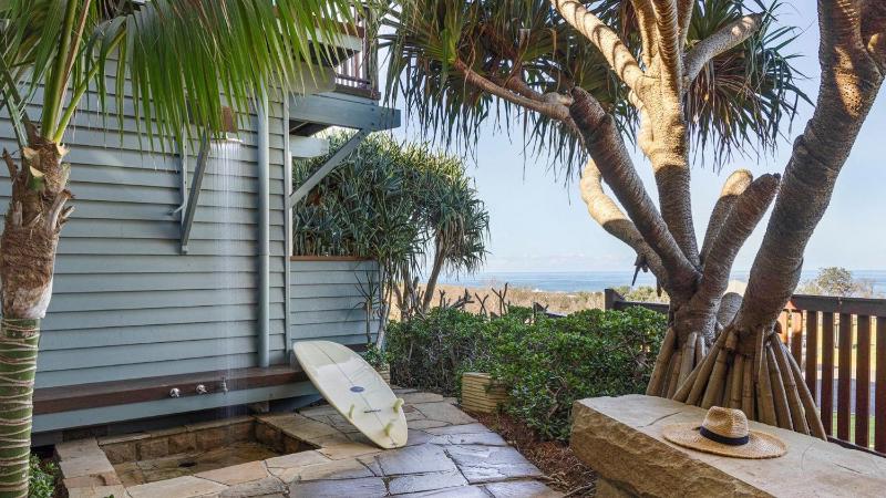 Allawah Cottage - Historic Beachside Retreat With Pippi Beach Views - Holiday Yamba - image 6
