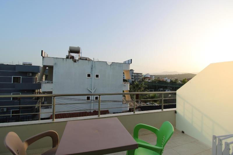 Hotel Villa Kapo Pool & Bar - image 7