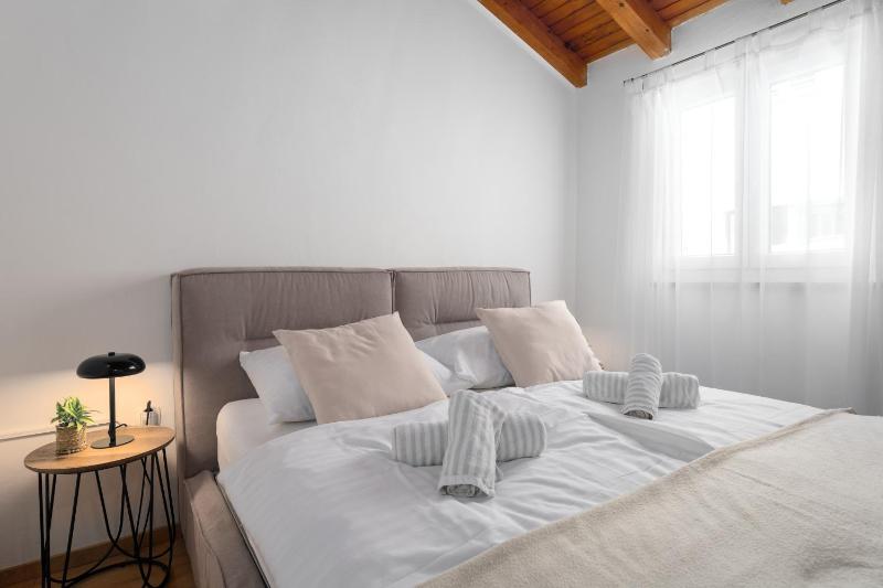 Apartment with Sea View image 2
