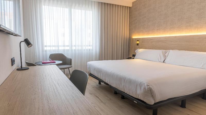 Double Room image 1