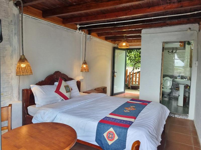 Tavan Chopai Homestay - image 8