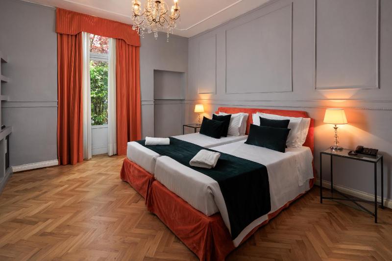 Classic Double or Twin Room image 1