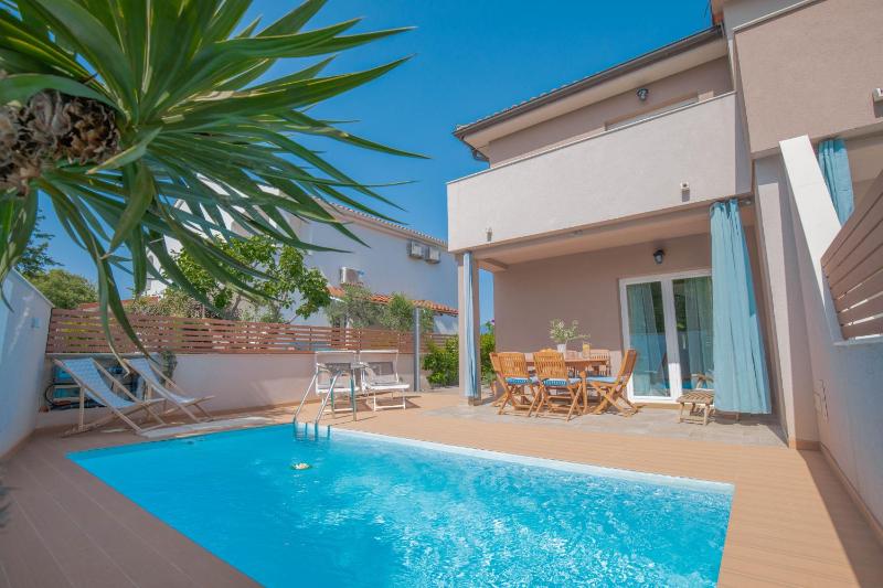 Villa Royal - image 1