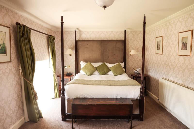 Deluxe Double Room image 4