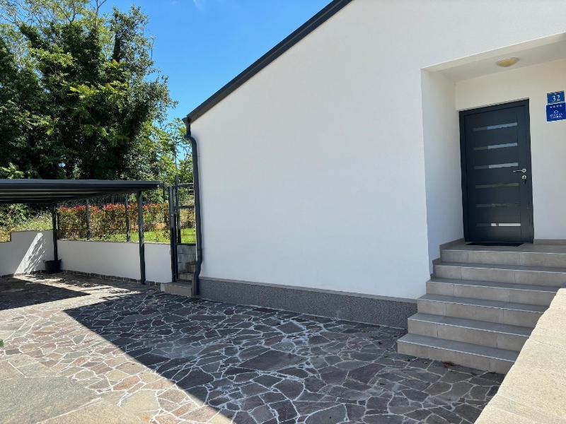 Villa Nostra - image 29