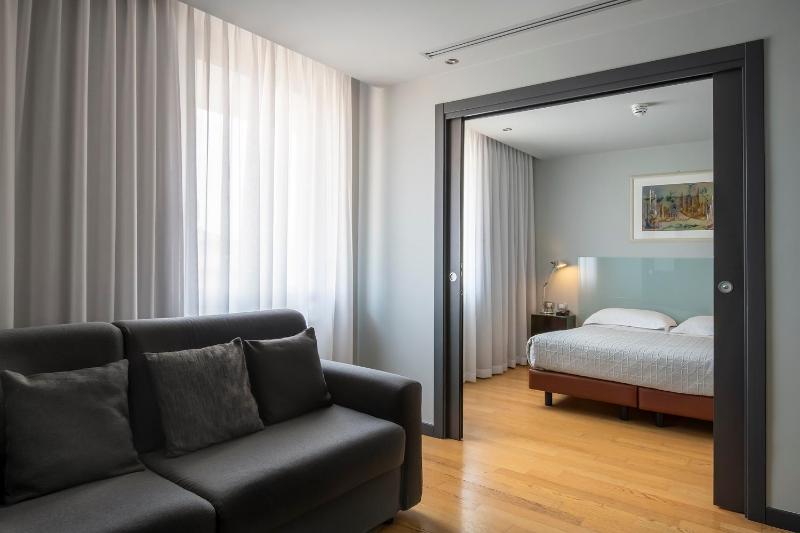 Junior Suite image 1
