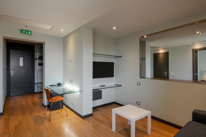 Junior Suite image 3