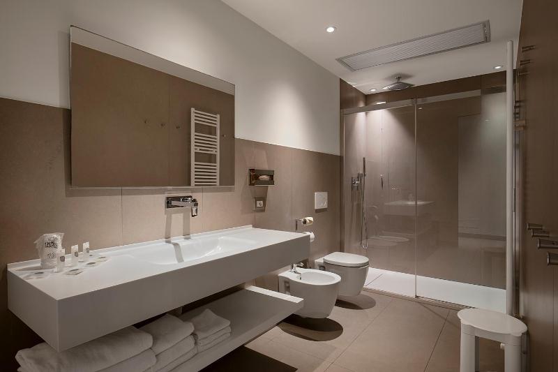 Standard Apartment image 3