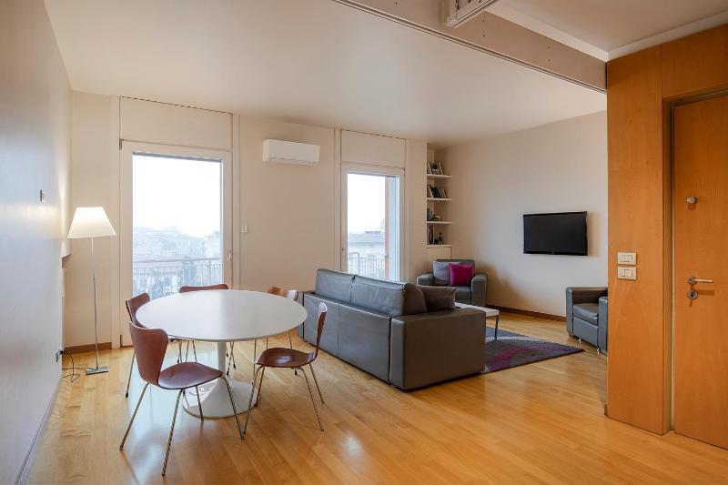 Loft - Separate Building image 1