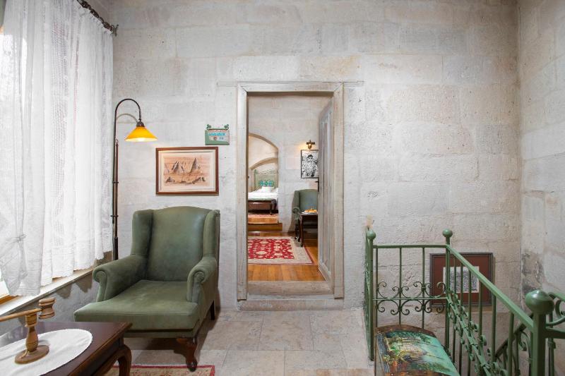 Stone King Suite image 3