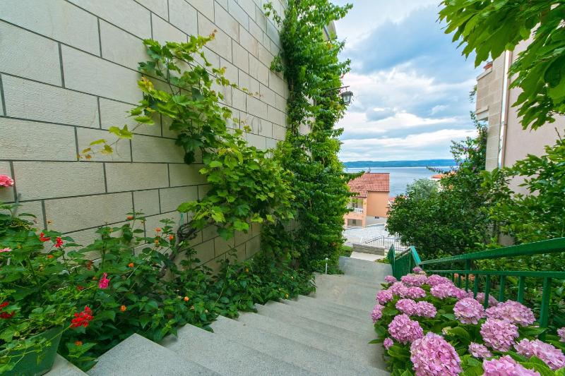 Apartments and rooms by the sea Brela Makarska - 2752 - image 32