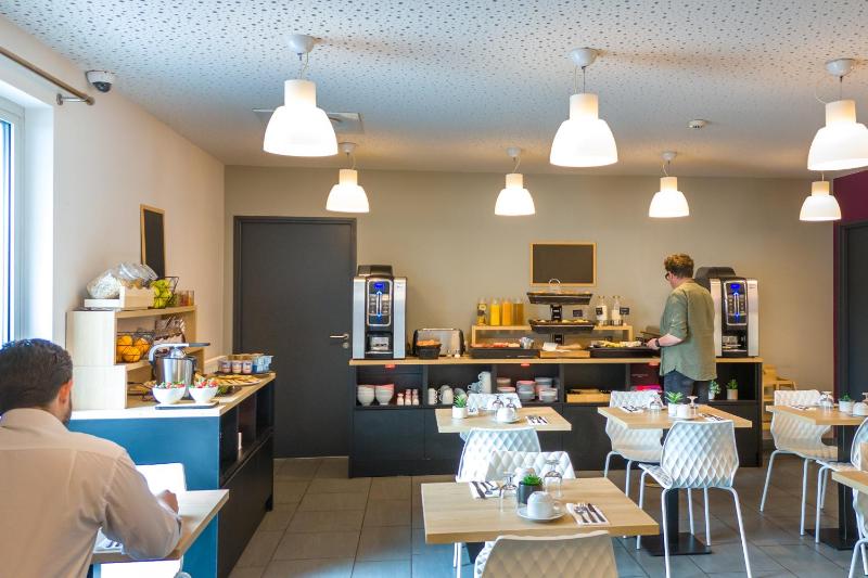 Nemea Appart Hotel Grand Coeur Nancy Centre - image 17