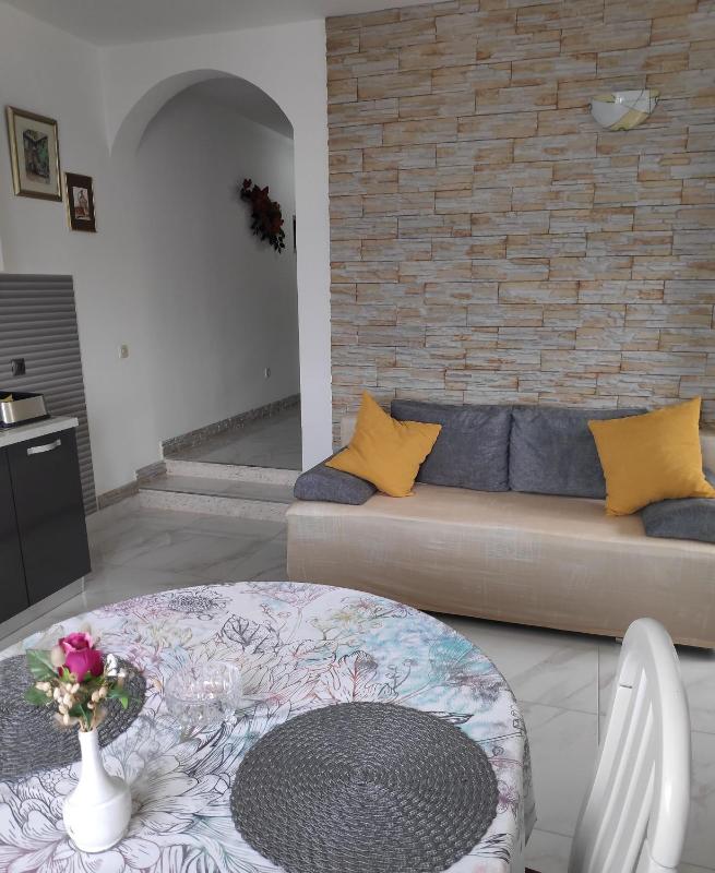Apartment Iryna - image 14