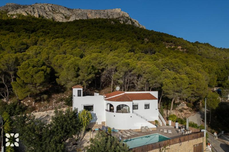 Villa Maracala by Abahana Villas - image 16
