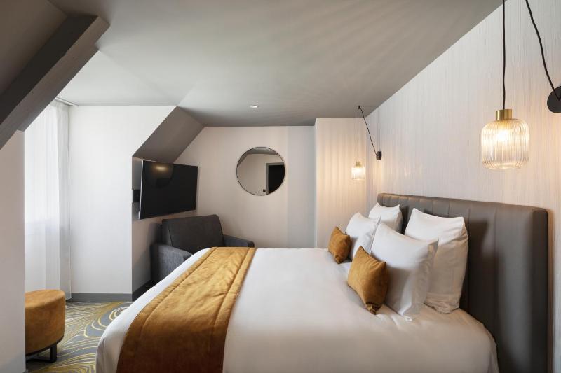 Prestige Suite image 4