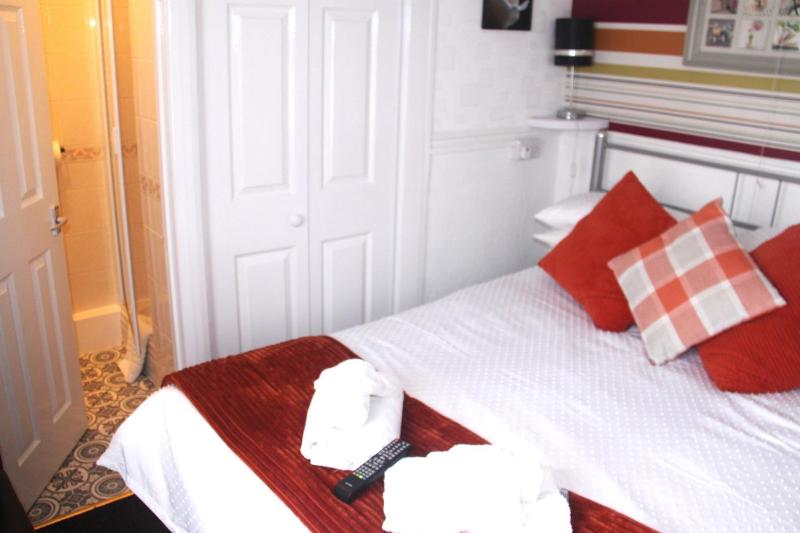 Serena Court Hotel - image 41