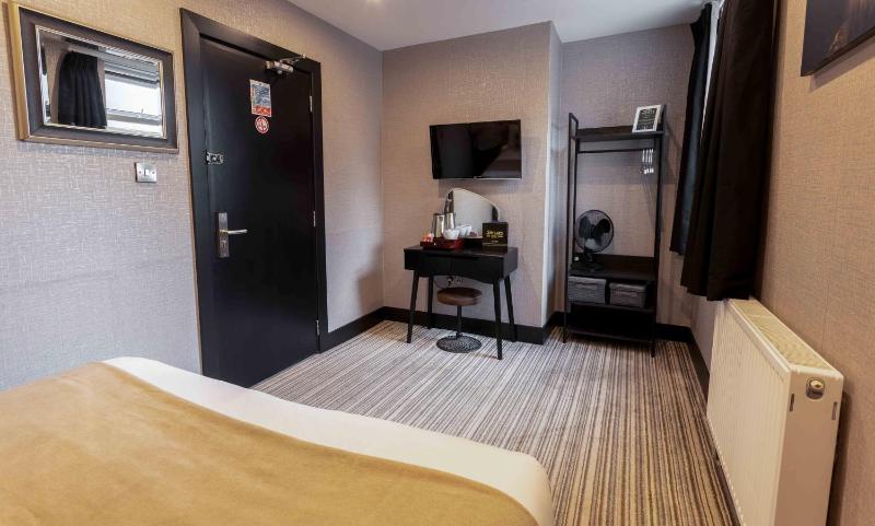 Budget Double Room image 1