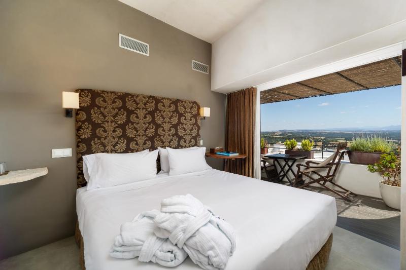 Junior Suite with Terrace image 1