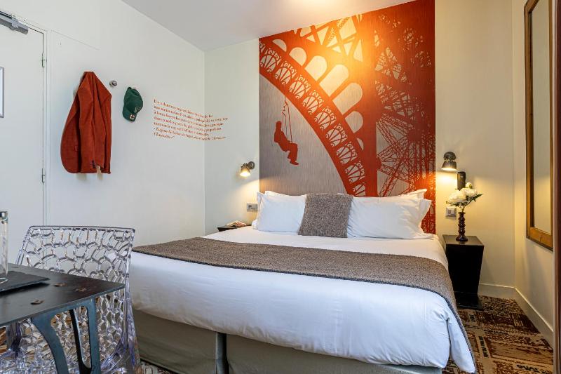 Double Room Eiffel image 1