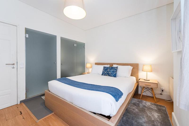 GuestReady - Costa Cabral Guesthouse - image 15