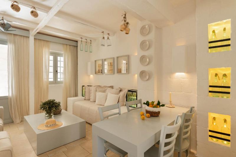 Two-Bedroom Apartment - Split Level - Il Borgo image 2