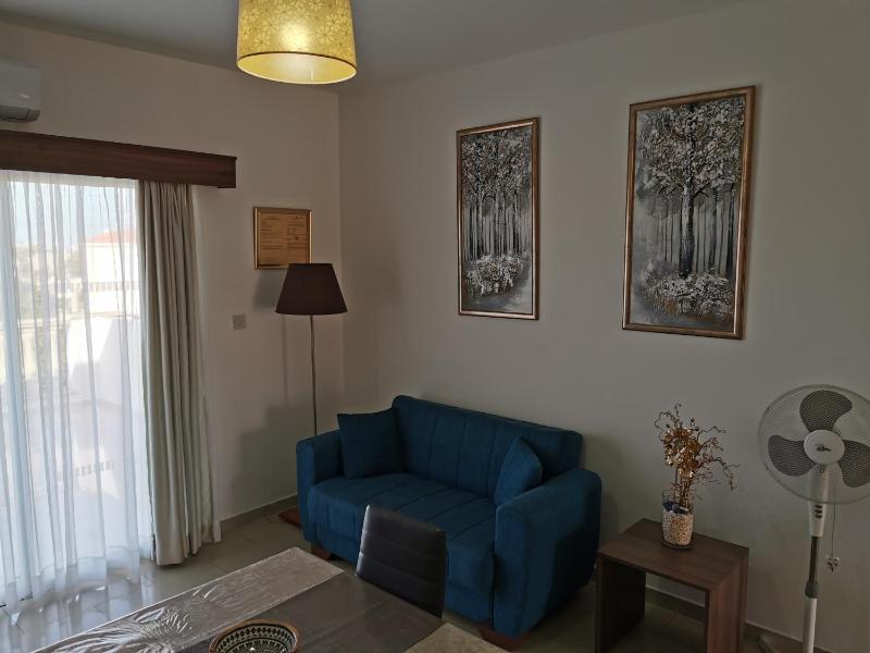 Pari's Holiday apartments-Paphos - image 2