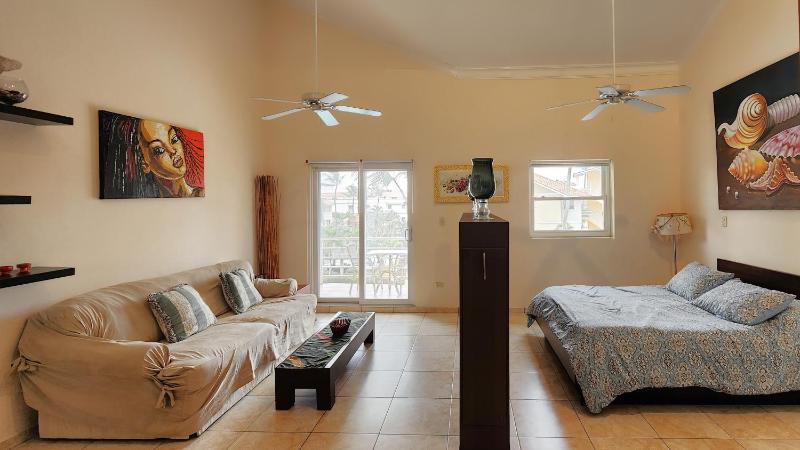 Ocean Dream top floor Studio with balcony - image 24