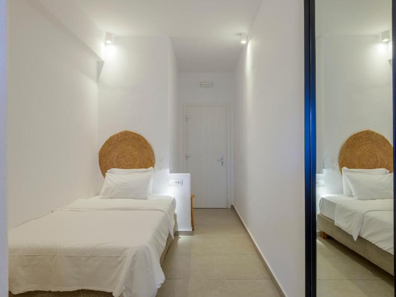 Standard Single Room image 4