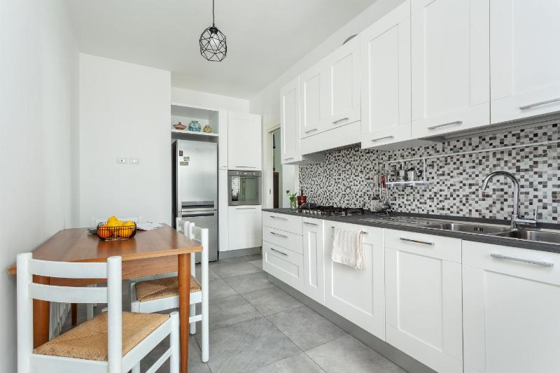 Nolo Haven - Meryggiare Apartments - image 9