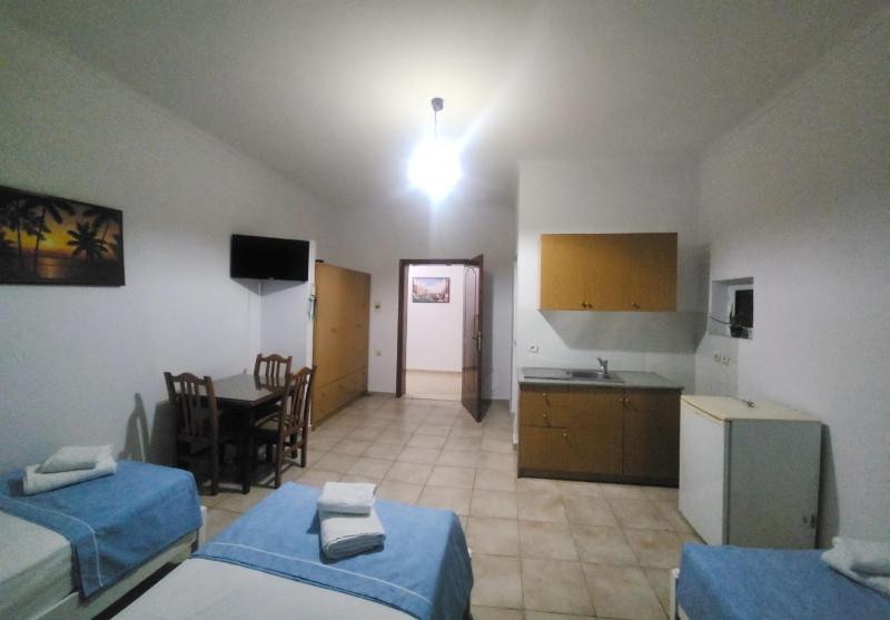 Amelie's Apartments & Beach Saranda - image 8