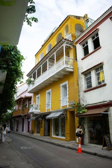 Loft con terraza en el centro historico - image 2